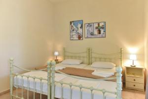Giannakas Studios Sifnos Greece