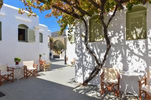 Giannakas Studios Sifnos Greece