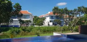 Emblem Sea 4 Bedroom Villas - Tân An
