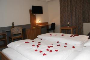 Standard Double Room for Single Use room in Dolomitenhotel