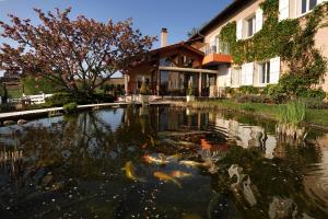 Hotels Logis Hotel Des Grands Vins : photos des chambres