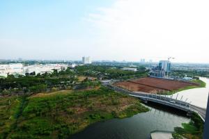 Minimalist Studio Room at The Springlake Apartment Sumarecon Bekasi By Travelio