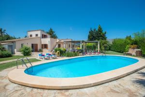 Owl Booking Villa Coloma - Luxury Retreat with Huge Pool