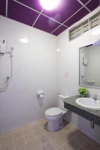 Rambuttri Village Plaza