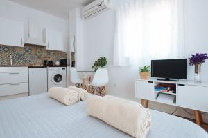 Charming Terrace - Sunny Chill Out Terrace