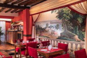 Hotels Hotel Des Deux Continents : photos des chambres