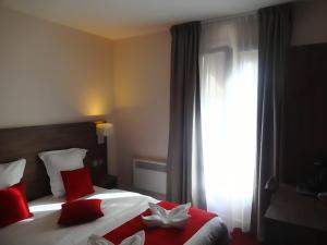 Hotels Hotel la Perle Montparnasse : Chambre Double Confort avec Vue sur Rue