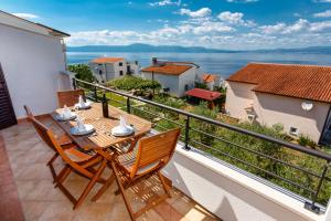 Apartment Karabaic by El-Pi Tours