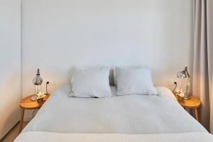 Sunny Beachfront Escape