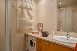 Apartament New Praga near to metro, free parking