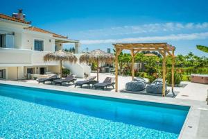 Agia Pelagia Villa Sleeps 6 Pool Air Con WiFi Kefalloniá Greece