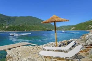 Syvota Villa Sleeps 6 Pool Air Con WiFi Lefkada Greece