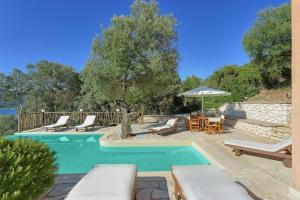 Syvota Villa Sleeps 6 Pool Air Con WiFi Lefkada Greece