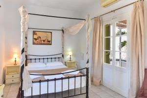 Giannakas Studios Sifnos Greece