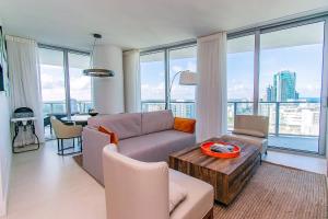 LYFE 4111 S Ocean dr