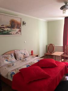 Casa cu pauni