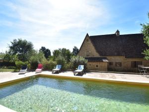 Maisons de vacances Luxurious Holiday Home in Domme with Swimming Pool : photos des chambres
