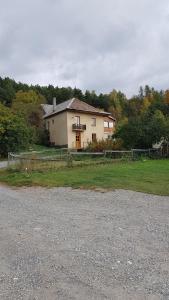 Location Station Montclar