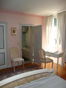 B&B / Chambres d'hotes AU CHARME DES POMMIERS : photos des chambres