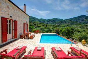 Perachori Villa Sleeps 4 Pool Air Con WiFi Ithaka Greece