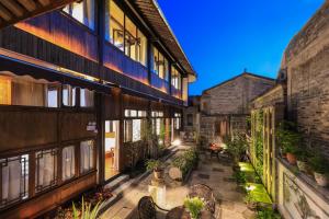 Hotels Airport Tengchong Tuofeng China Hotels Tuofeng - 