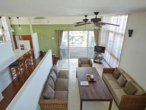 T&T MOF-Maeda Ocean Front House- - Онна