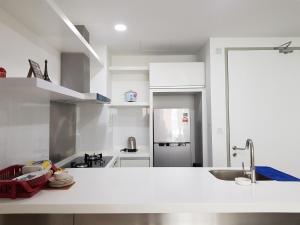 Hikary55 Sutera Avenue Homestay