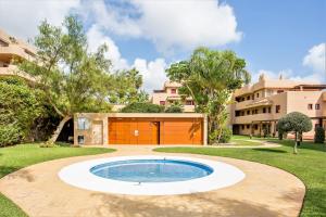 Lets in the Sun Blue Cala