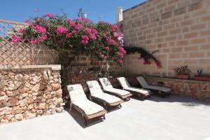 Villa Aya - 2 Bedroom with Shared Pool