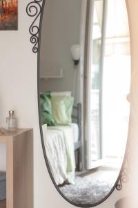 City Center Apartment near HELEXPO