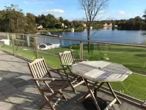 Lakeside Apartment - Killyhevlin