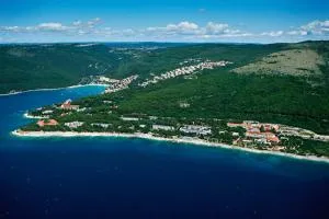 House Dean - Mali Turini