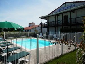 Ever Route 64 Brit Hotel Tarbes Ibos