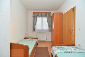 Apartments Vrcevan 811