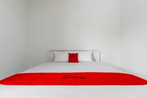 RedDoorz @ Jagakarsa 2