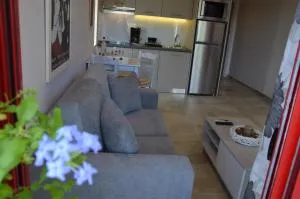 Spiti Portokali - 尼亚埃普伊达夫罗斯