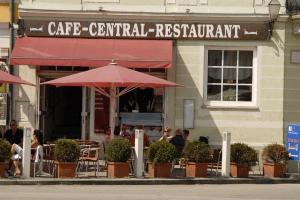 Madar Café Central Melk