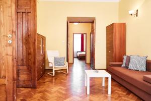 Marvelous 3 bedroom apartment Kołłątaja street