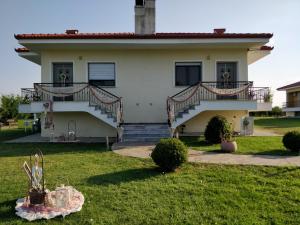 Mouses Apartments Kastoria Greece