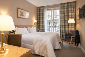 Hotels Le Littre : photos des chambres