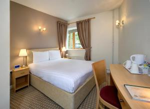 Double Room room in The Royal Foundation Of St Katharine Hotel
