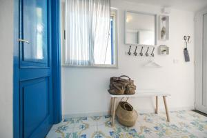 Corricella Sea Window - Gioia Apartments