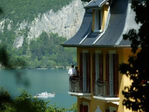 Hotels Les Tresoms Lake and Spa Resort : photos des chambres