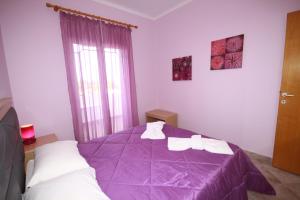 ZEPHYROS ROOMS