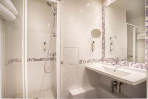 Hotels Best Western Plus Hostellerie Du Vallon : photos des chambres