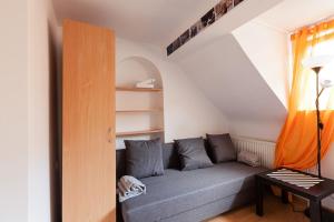 Umbrella Guest Rooms II
