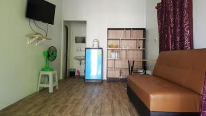 Lucky Home Prakhon Chai