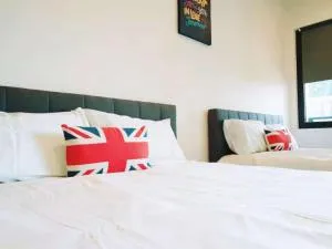 Simple No 6- Trefoil Setia Alam- Near Setia Convention Centre - 莎阿南