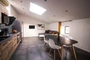 La Villa Tria Castella - Clansayes