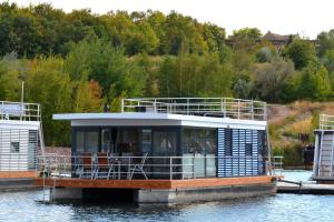 Ferienhaus Hausboot No. 5 "Treibholz" Mücheln Deutschland